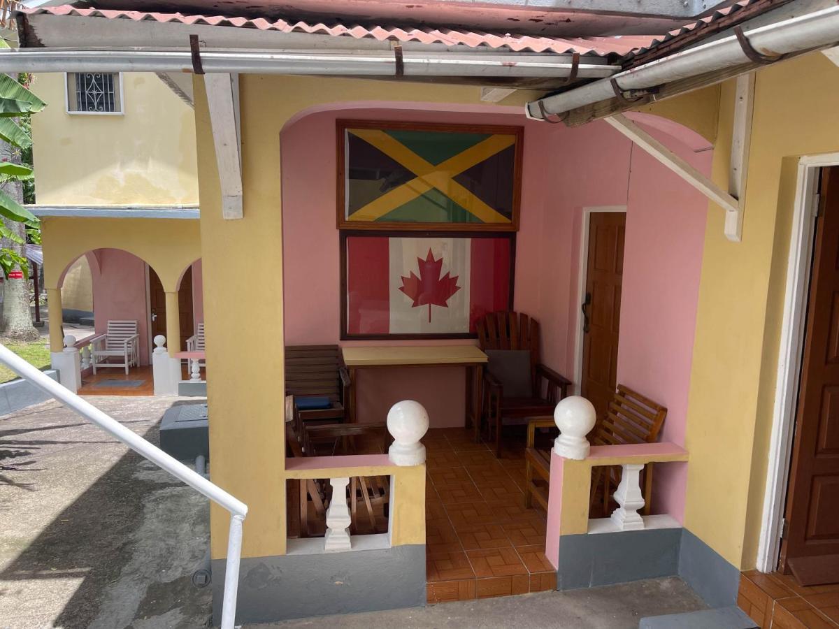 Little Shaw Park Guest House Ocho Rios Exterior photo